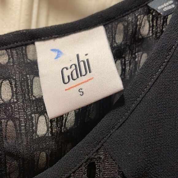 ✨CAbi 5046 Tivoli Zebra Print sleeveless top - Picture 4 of 8